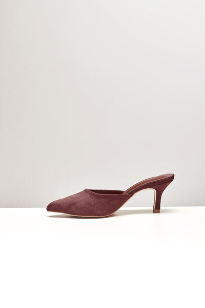 INEZ Kitten Heel in Suede Brown